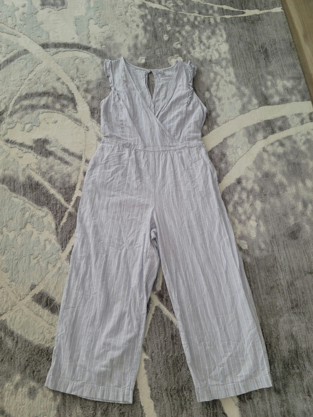 Old Navy Light Gray Striped Sleeveless Women Jumpsuit Size L